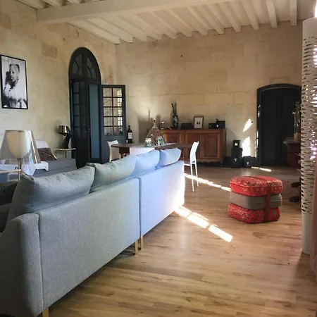 Chateau Beaulieu De Cleo Region Saint Emilion Abzac (Charente)